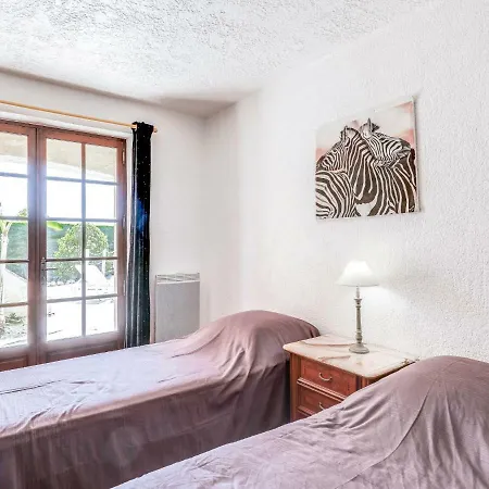 Apartment Sarah 1 *